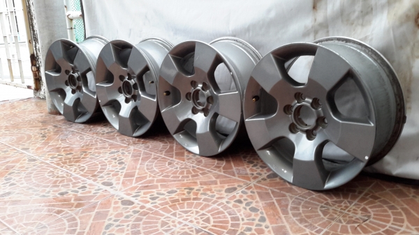 Max Navara 2012 ขอบ 16"