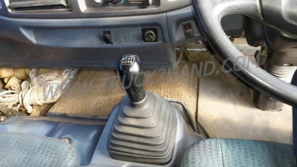 Hino FC9J 175 เข็มไมล์ 228101 รถปี 52 Hino FC9J 175 เข็มไมล์ 228101 รถปี 52