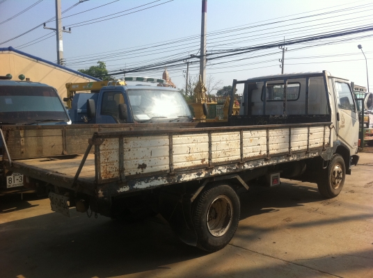 HINO เครื่องดี คัสซีสวย ยางเต็ม