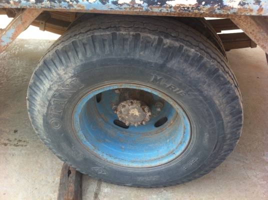 HINO เครื่องดี คัสซีสวย ยางเต็ม