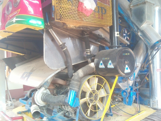 ขายรถเกี่ยว เจ้าช้างปลายปี 53 ราคา 1170000 บาท ขายรถเกี่ยว เจ้าช้างปลายปี 53 ราคา 1170000 บาท