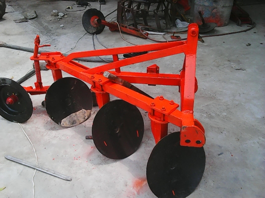 ขาย KUBOTA KRT140 พร้อมใช้ สวยๆ สีเดิมๆ ดันหน้าผาน3 ล้อเหล็ก ทะเบียนพร้อม 58