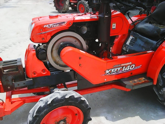 ขาย KUBOTA KRT140 พร้อมใช้ สวยๆ สีเดิมๆ ดันหน้าผาน3 ล้อเหล็ก ทะเบียนพร้อม 58