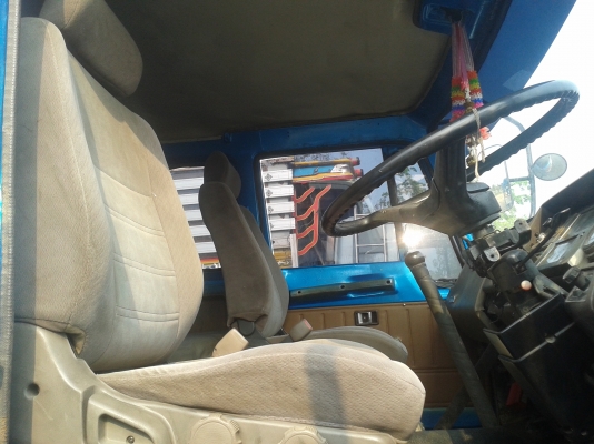 ขายรถเทรลเลอร์HINO F18 เครื่องHO7C 185แรง พ.เพาเวอร์ ภายในสวย เครื่องดี คัชซีสวย มีบันไดไฮดรอริกขึ้นรถเกี่ยว สภาพพร้อมใช้งาน เอกสารพร้อมโอน สนใจโทร 090-8588220คุณนะ 093-3258446คุณบิวตี้ ID:narong498 หรือ www.truck.in.th/498 หรือfb:ณรงค์ ซื้อขายรถมือสอง (เ