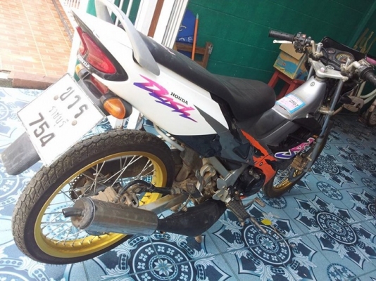 ขายได้ขาย Honda Nova Dash ตัวสุดท้าย