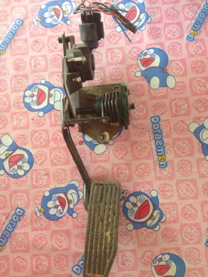 คันเร่งไฟฟ้า D max พร้อมปลั้ก 1,200บาท 0855155980