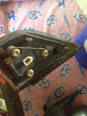 กระจกมองข้างปรับไฟฟ้า 1คู่ ราคา2,600บาท 0855155980