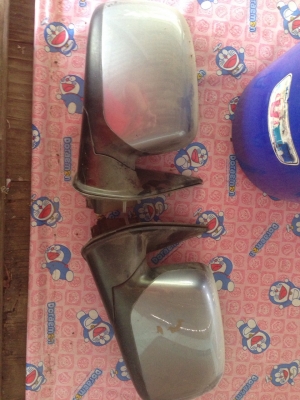 กระจกมองข้างปรับไฟฟ้า 1คู่ ราคา2,600บาท 0855155980