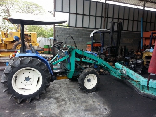 รถไถ ISEKI  รุ่น TF 327  สภาพสวยพร้อมใช้งาน