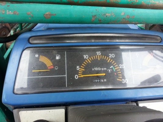 รถไถ ISEKI รุ่น TF 327 สภาพสวยพร้อมใช้งาน รถไถ ISEKI รุ่น TF 327 สภาพสวยพร้อมใช้งาน