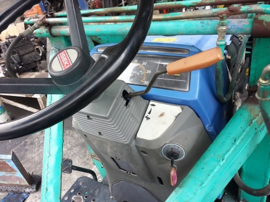 รถไถ ISEKI รุ่น TF 327 สภาพสวยพร้อมใช้งาน รถไถ ISEKI รุ่น TF 327 สภาพสวยพร้อมใช้งาน