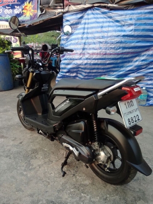 Honda Zoomer X คอมบายเบรก ตัวท็อป รถปี56 พร้อมเล่ม สวยวิ๊งๆครับ