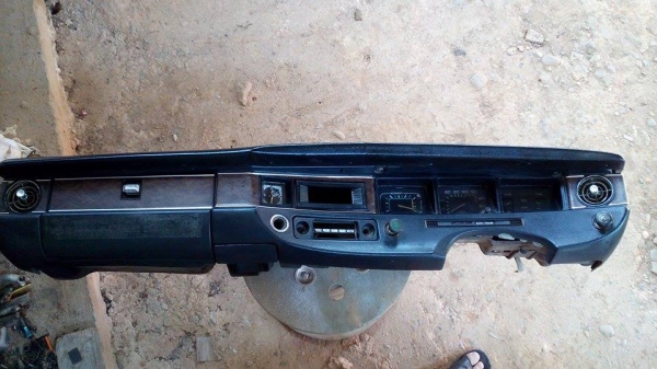 ชุดคอนโซน B210 (datsun 120 y) ครบๆพร้อมโครงเหล็ก ราคา 2300 ร่วมส่ง สนใจโทร 0998708883