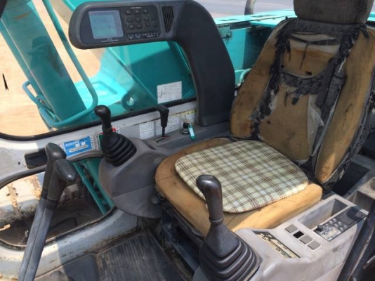 ขายรถแบคโฮ KOBELCO SK120-2(MARK5) ระบบไฟฟ้าเต็ม คอลโทรลสั้น รถนอกนำเข้าสภาพสวย มีVDOการทำงานครับ