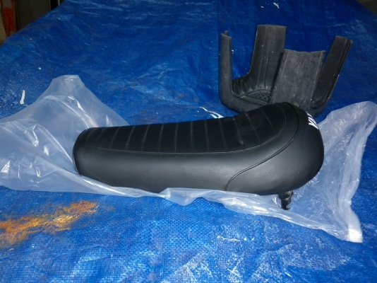 ขายเบาะ วิบาก dt  ทุกรุ่น