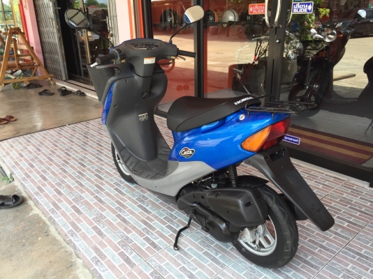 ธารนนทบุรี// ขาย honda cesta 50 cc สภาพนางฟ้า ระบบเครื่อง ระบบไฟสมบูรณ์ทุกจุด ราคา 19,900 บาท