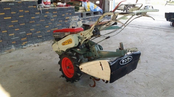 รถไถเดินตาม YANMAR  YT500  ขนาด 5 แรง เครื่องยนต์ดีเซล เก่าญี่ปุ่น   เครื่องยนต์ติดง่าย  สภาพสวยพร้อมใช้งาน