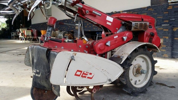 รถไถเดินตาม ROBIN รุ่น ST50 ขนาด 7 แรง  เก่าญี่ปุ่น สภาพพร้อมใช้งาน  เครื่องยนต์แรงและติดง่าย คุณภาพดี