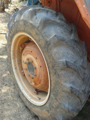 แทรคเตอร์ คูโบต้า L1-345 พร้อมใบดันดินและผาน 3