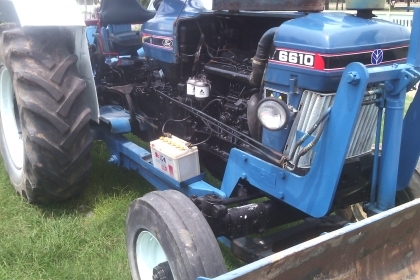 ขายรถไถฟอร์ด6600เสื้อลายรถพร้อมใช้เอกสารพร้อมจดทะเบียนโอนราคา345000