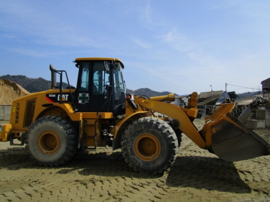 950H #J5J0**** 2007y6920Hr 26621Km สภาพสวย Tel : 098-858-5524 สามภพ ครับ 950H #J5J0**** 2007y6920Hr 26621Km สภาพสวย Tel : 098-858-5524 สามภพ ครับ