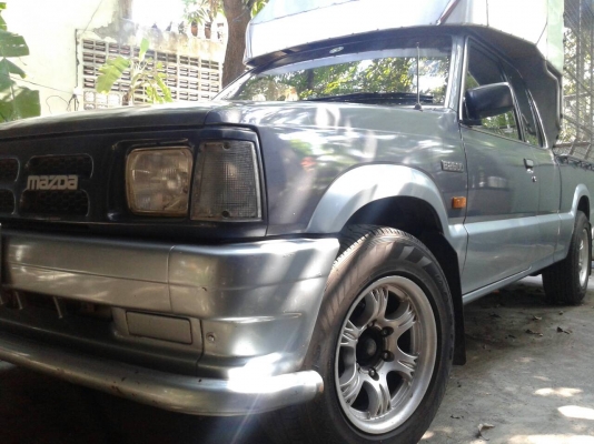 ขาย MAZDA B2600นำเข้าพร้อมคอก ปี'95เครื่องเบนซิน ติดLPGถังใหญ่90ลิตร แอร์เย็นมากสภาพดี