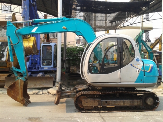 ต้องการขายรถขุดยี่ห้อkobelco-sk60-2รถนอกนำเข้าจากญี่ปุ่น