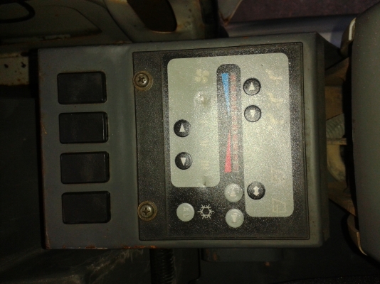 ต้องการขายรถขุดยี่ห้อkobelco-sk60-2รถนอกนำเข้าจากญี่ปุ่น ต้องการขายรถขุดยี่ห้อkobelco-sk60-2รถนอกนำเข้าจากญี่ปุ่น