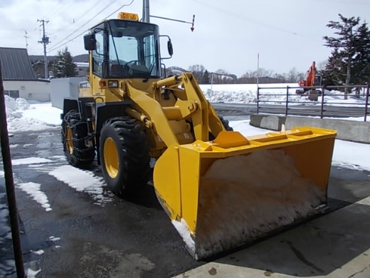 รถตัก WA100-3E-W057-*****(1996) 4167hr (สวยมาก ราคาสูงครับคันนี้) Tel : 098-858-5524 สามภพ ครับ