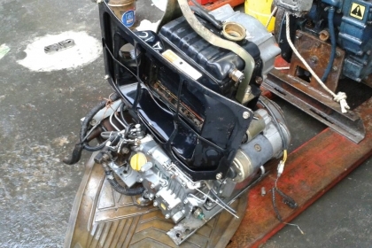 ขายเครื่องยนต์ดีเซล 2 สุบ 10 แรง ลดเหลือ 9800 บาท