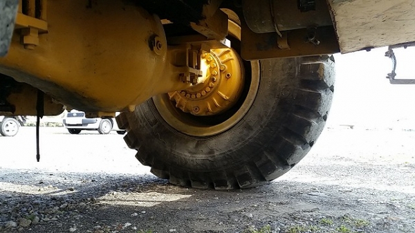 TCM 860-2-S17-****  9780H, 1990Y (สวยมากครับ) 2.7คิว 6 สูบเทอร์โบ Tel : 098-858-5524 สามภพ ครับ