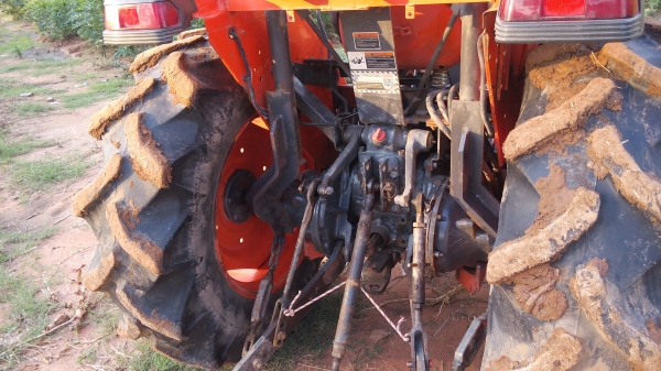 ขายรถไถคูโบต้า4508 di ใบมีดดันหน้าผาลหลังพร้อมใช้งาน ขายรถไถคูโบต้า4508 di ใบมีดดันหน้าผาลหลังพร้อมใช้งาน