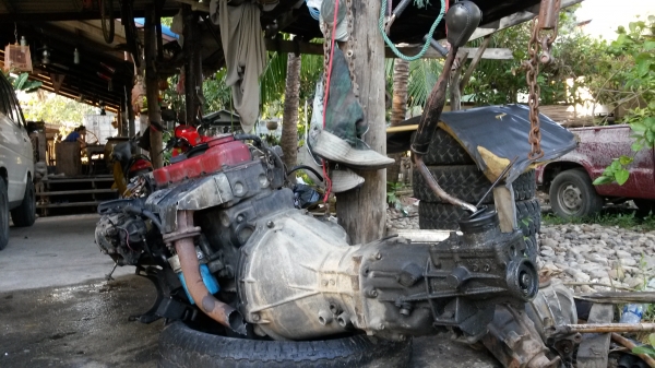 ขายเครื่องยนต์ นิสสันTD 23 ขายเครื่องยนต์ นิสสันTD 23