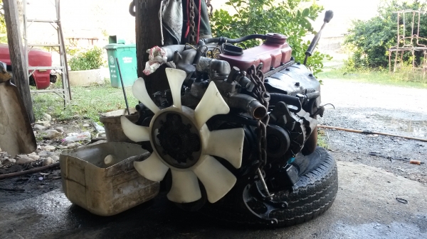 ขายเครื่องยนต์ นิสสันTD 23 ขายเครื่องยนต์ นิสสันTD 23