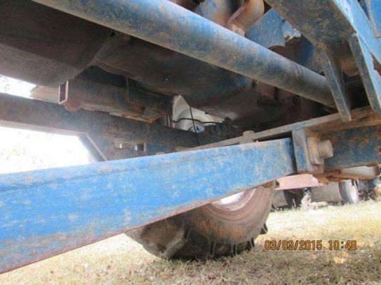 Ford 8100  6 สูบ