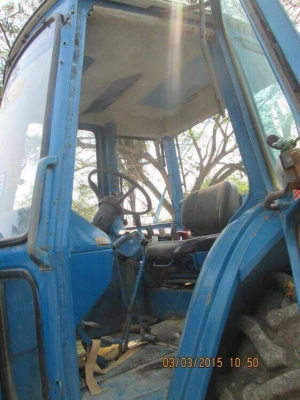 Ford 8100  6 สูบ