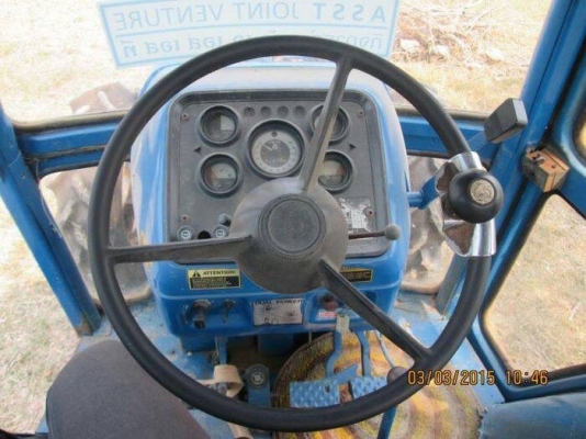 Ford 8100  6 สูบ