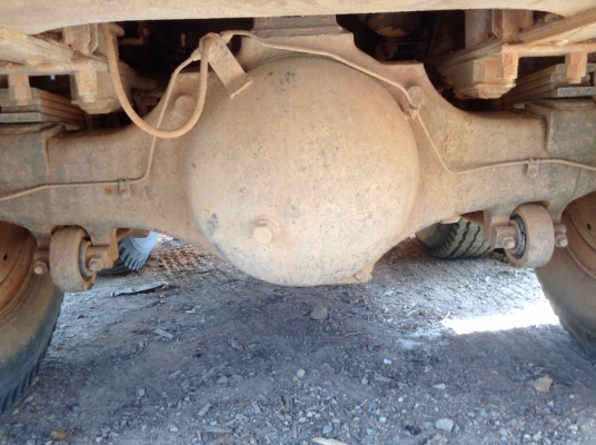 รถฮีโน่ 10 ล้อดั้ม F18  178 แรงม้า. ปี 32  สนใจติดต่อ 081 - 6079515