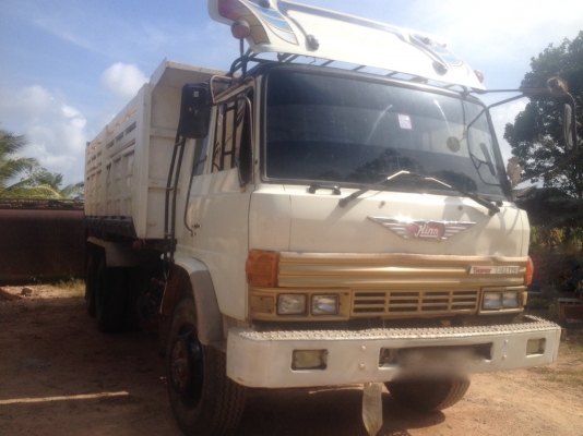 รถฮีโน่ 10 ล้อดั้ม F18  178 แรงม้า. ปี 32  สนใจติดต่อ 081 - 6079515