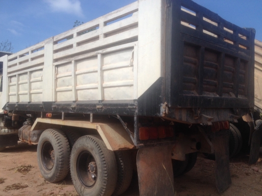 รถฮีโน่ 10 ล้อดั้ม F18  178 แรงม้า. ปี 32  สนใจติดต่อ 081 - 6079515