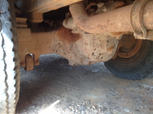 รถฮีโน่ 10 ล้อดั้ม F18  178 แรงม้า. ปี 32  สนใจติดต่อ 081 - 6079515