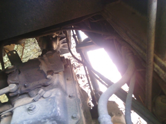 รถอีซูซุ  10  ล้อดั้ม  175  แรงม้า.  ปี 37  สนใจติดต่อ 081 - 6079515