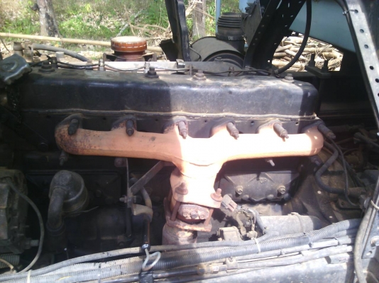 รถอีซูซุ  10  ล้อดั้ม  175  แรงม้า.  ปี 37  สนใจติดต่อ 081 - 6079515