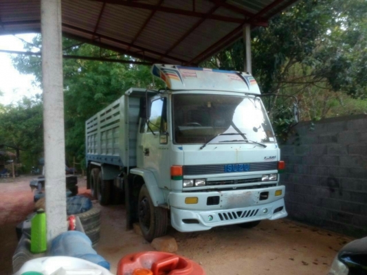 รถอีซูซุ  10  ล้อดั้ม  175  แรงม้า.  ปี 37  สนใจติดต่อ 081 - 6079515