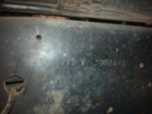 รถอีซูซุ  10  ล้อดั้ม  175  แรงม้า.  ปี 37  สนใจติดต่อ 081 - 6079515