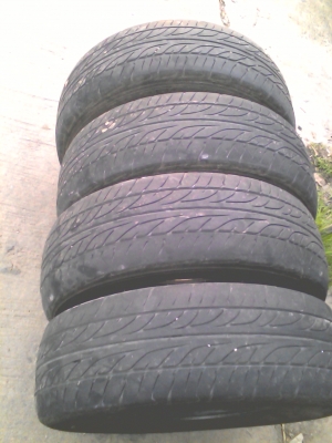 205/70R15 DUNLOP SP SPORT LM703 ชุด 4 เส้น ปี 2012 TEL.081-427-3941 205/70R15 DUNLOP SP SPORT LM703 ชุด 4 เส้น ปี 2012 TEL.081-427-3941