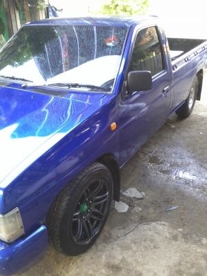 ขาย บิ๊กMปี95 ตามสภพาเลยครับ พอใช้งานแอร์เย็นเครื่องดี คัสซี่สวยไม่มีผุ