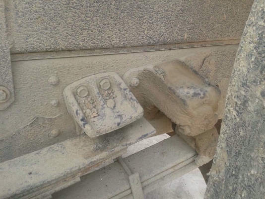 รถฮีโน่  6  ล้อดั้ม 150  แรงม้า.  ปี 50   สนใจติดต่อ 081 - 6079515