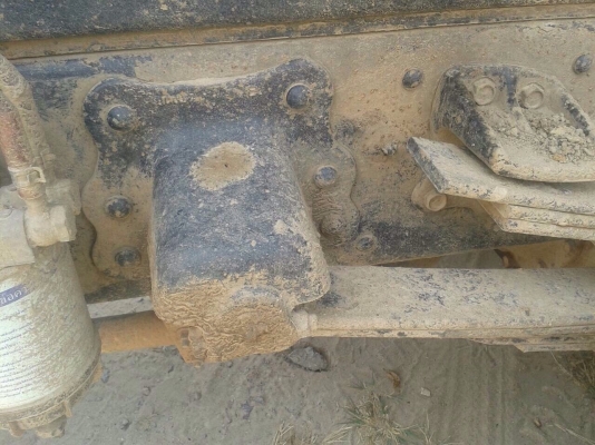 รถฮีโน่  6  ล้อดั้ม 150  แรงม้า.  ปี 50   สนใจติดต่อ 081 - 6079515