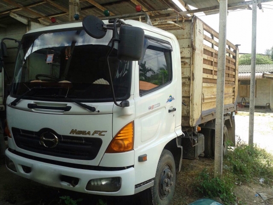 รถฮีโน่  6  ล้อดั้ม 150  แรงม้า.  ปี 50   สนใจติดต่อ 081 - 6079515
